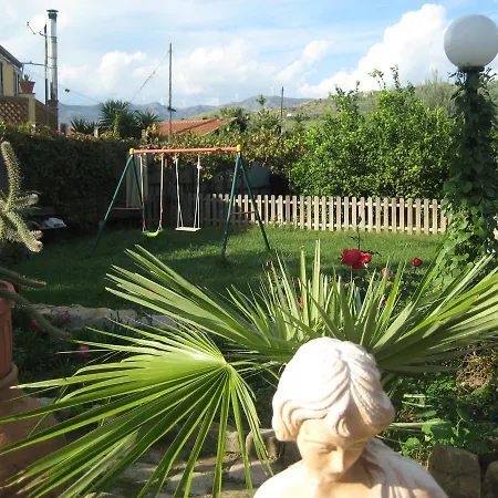 Bed & Breakfast Oasi Del 4*